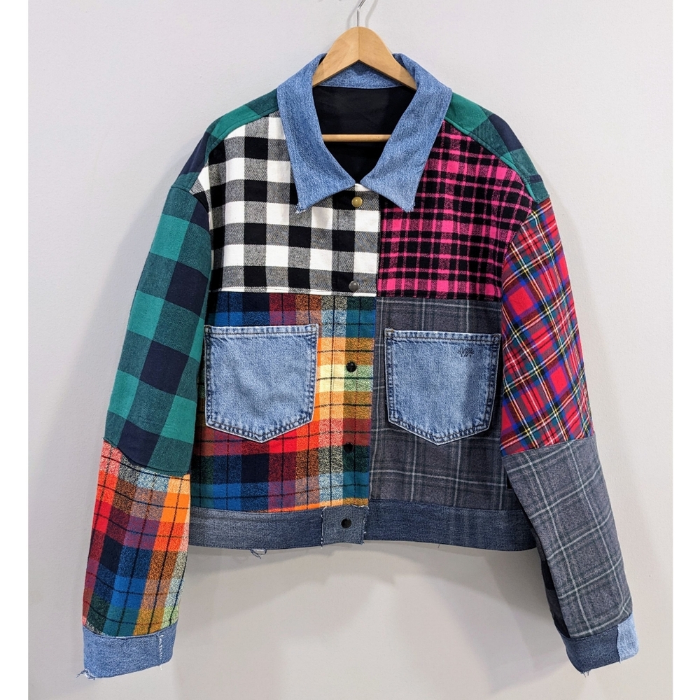 Cropped Misfit Plaid Jacket (Chest 45″)